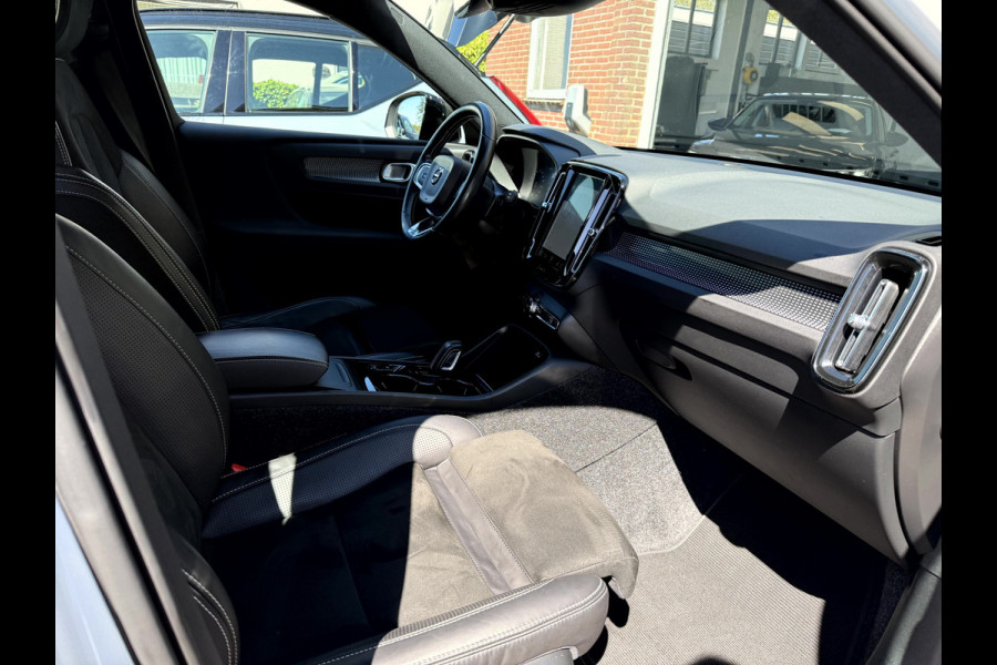 Volvo XC40 2.0 B4 200pk R-Design Panoramadak, Trekhaak, Camera
