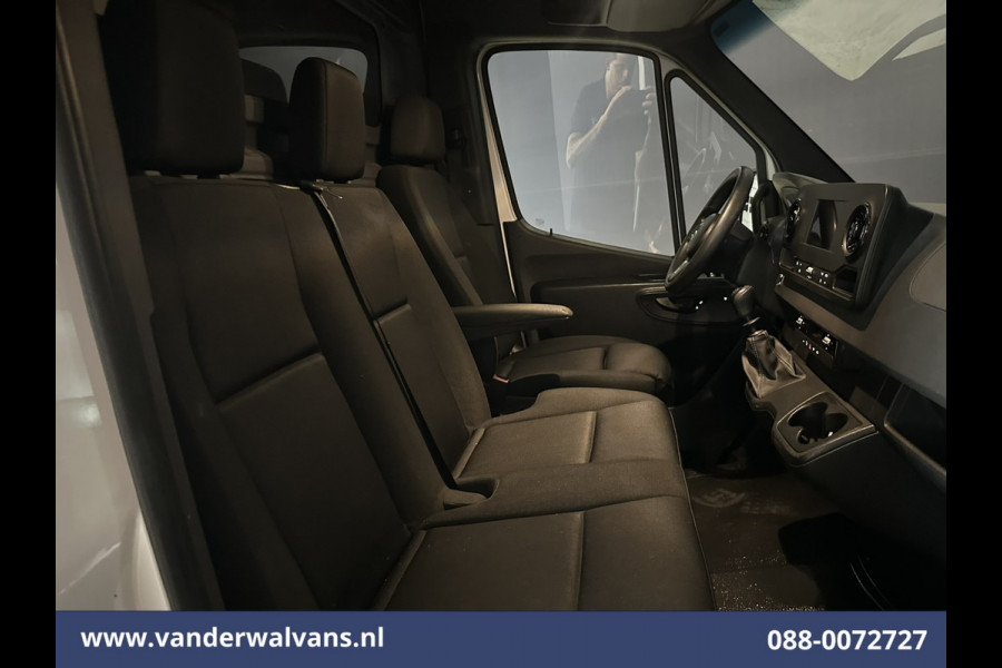 Mercedes-Benz Sprinter 317 CDI 170pk L3H2 Euro6 Airco | Camera | Apple Carplay | Cruisecontrol Android Auto, Stoelverwarming, 270gr. Achterdeuren, Parkeersensoren, Bijrijdersbank
