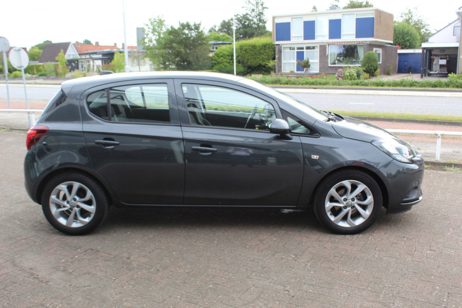 Opel Corsa 1.4 Edition , 5 deurs , 90pk , Automaat Airco, Cruise control , Navigatie , Bluetooth Parkeersensoren achter , LED dagrijverlichting