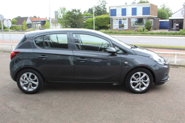 Opel Corsa 1.4 Edition , 5 deurs , 90pk , Automaat Airco, Cruise control , Navigatie , Bluetooth Parkeersensoren achter , LED dagrijverlichting