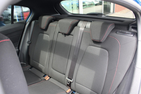 Ford Focus 1.0 EcoBoost 155 PK Hybrid ST Line X AUTOMAAT | Panoramadak | Camera | Winterpack | Adaptieve Cruise Control | BLIS |