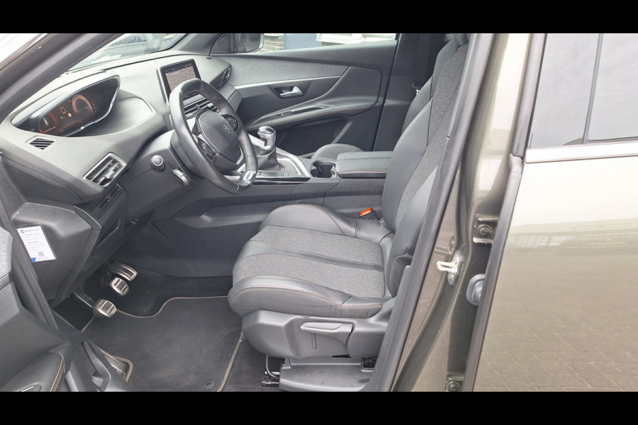 Peugeot 3008 1.2 PureTech GT Line/Camera/Nav/19 Inch/Gt Line/Enz
