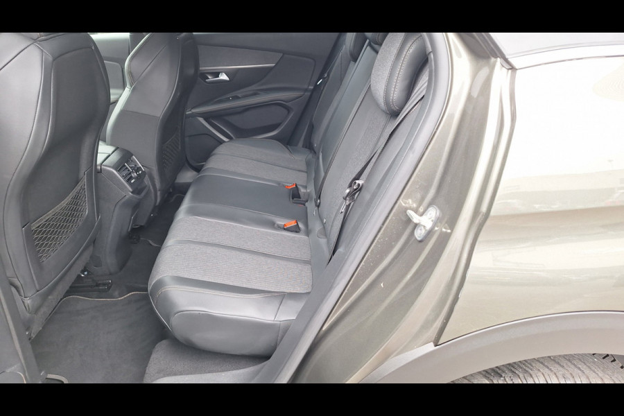 Peugeot 3008 1.2 PureTech GT Line/Camera/Nav/19 Inch/Gt Line/Enz
