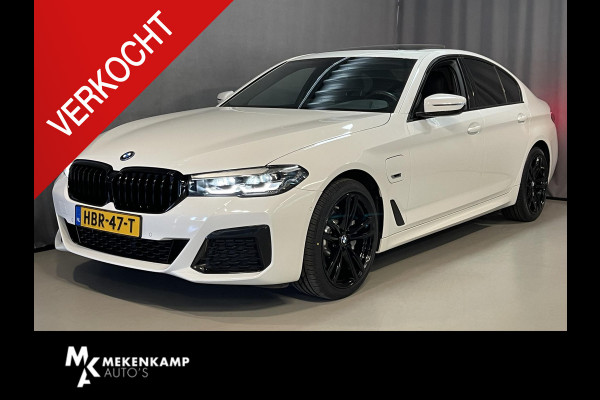 BMW 5 Serie 530e Business Edition Plus M Sport 19"/Schuif-kanteldak/Trekhaak/Camera/Stoelverwarming + memory/PDC v+a/LED