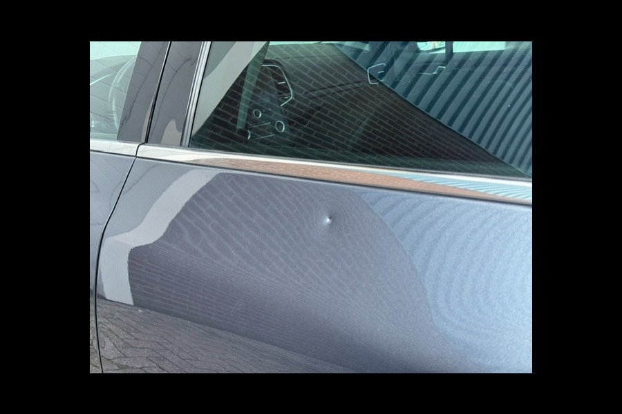 Renault Mégane Estate 1.3 TCe Limited - LED -Keyless-Carpass