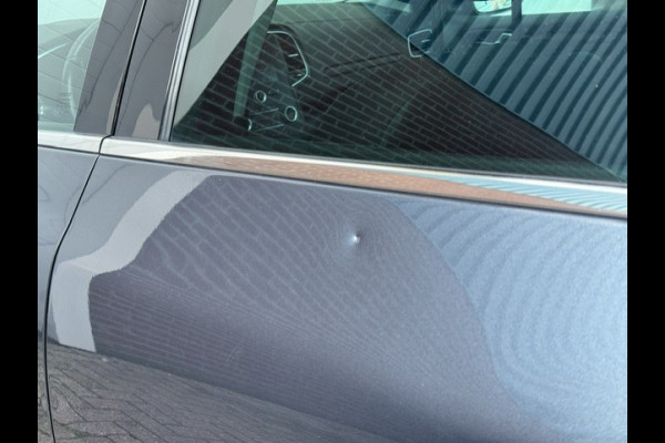 Renault Mégane Estate 1.3 TCe Limited - LED -Keyless-Carpass
