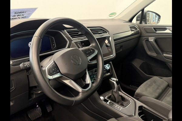 Volkswagen Tiguan 1.4 TSI eHybrid Elegance ACC PDC Lane Assist Blindspot Navi Carplay 24 Maanden garantie* (Vraag naar de voorwaarden)