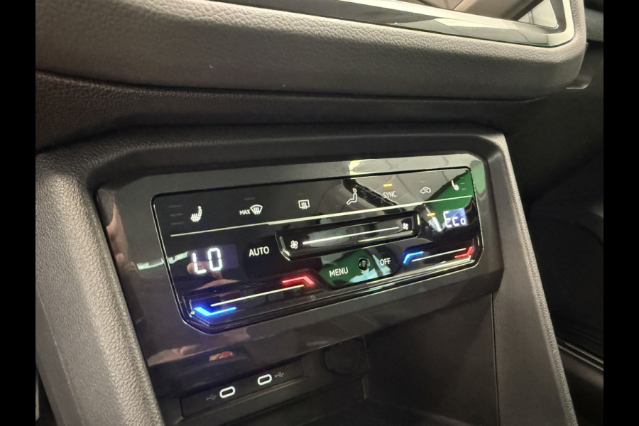 Volkswagen Tiguan 1.4 TSI eHybrid Elegance ACC PDC Lane Assist Blindspot Navi Carplay 24 Maanden garantie* (Vraag naar de voorwaarden)
