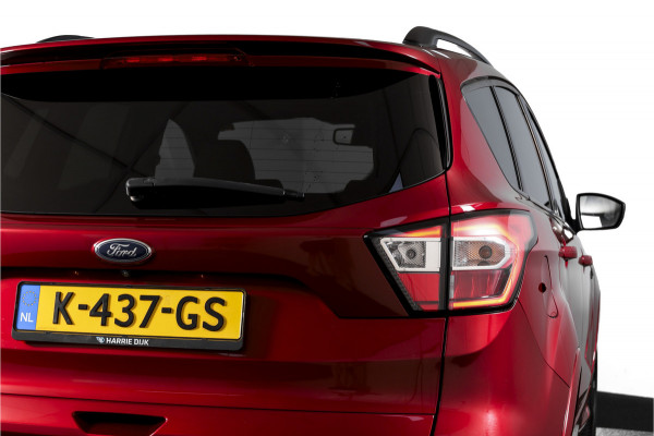 Ford Kuga 1.5 EcoBoost ST Line 150 PK | Cruise | Elek. Trekhaak | Winterpakket | PDC | Camera | NAV + App. Connect | ECC | Elek. Klep | LM 19" |