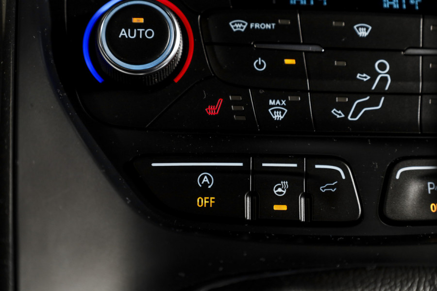 Ford Kuga 1.5 EcoBoost ST Line 150 PK | Cruise | Elek. Trekhaak | Winterpakket | PDC | Camera | NAV + App. Connect | ECC | Elek. Klep | LM 19" |