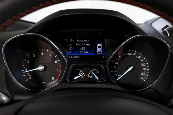Ford Kuga 1.5 EcoBoost ST Line 150 PK | Cruise | Elek. Trekhaak | Winterpakket | PDC | Camera | NAV + App. Connect | ECC | Elek. Klep | LM 19" |