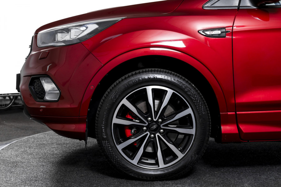 Ford Kuga 1.5 EcoBoost ST Line 150 PK | Cruise | Elek. Trekhaak | Winterpakket | PDC | Camera | NAV + App. Connect | ECC | Elek. Klep | LM 19" |