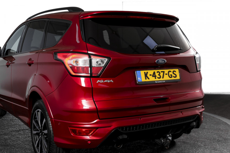 Ford Kuga 1.5 EcoBoost ST Line 150 PK | Cruise | Elek. Trekhaak | Winterpakket | PDC | Camera | NAV + App. Connect | ECC | Elek. Klep | LM 19" |