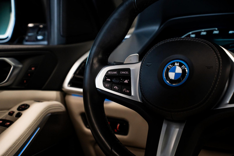 BMW X5 xDrive45e High Executive *M-Sport / Panorama / HUD / Surround-View / Laserverlichting / Keyless / Memory*
