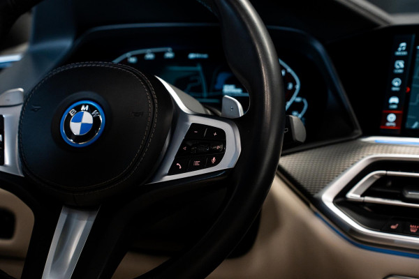 BMW X5 xDrive45e High Executive *M-Sport / Panorama / HUD / Surround-View / Laserverlichting / Keyless / Memory*