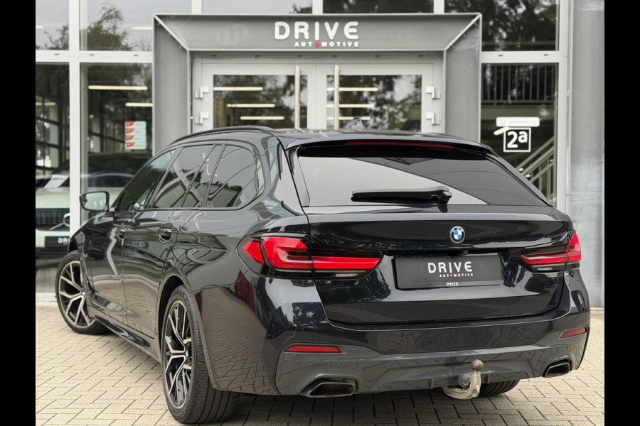 BMW 5 Serie Touring 530e xDrive High Ex. M-Sport |Pano|M-Seats|HUD|Laser|Trekhaak|19"