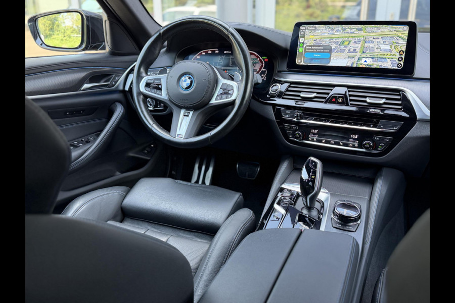 BMW 5 Serie Touring 530e xDrive High Ex. M-Sport |Pano|M-Seats|HUD|Laser|Trekhaak|19"
