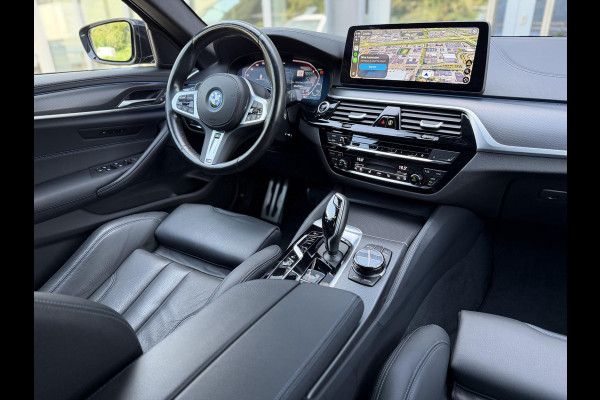 BMW 5 Serie Touring 530e xDrive High Ex. M-Sport |Pano|M-Seats|HUD|Laser|Trekhaak|19"