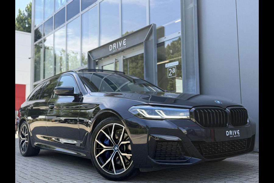 BMW 5 Serie Touring 530e xDrive High Ex. M-Sport |Pano|M-Seats|HUD|Laser|Trekhaak|19"