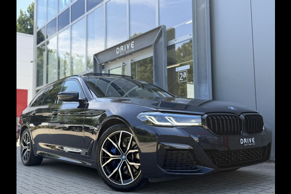 BMW 5 Serie Touring 530e xDrive High Ex. M-Sport |Pano|M-Seats|HUD|Laser|Trekhaak|19"