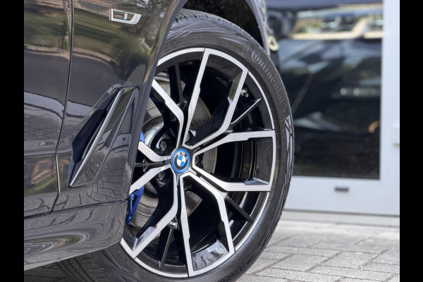BMW 5 Serie Touring 530e xDrive High Ex. M-Sport |Pano|M-Seats|HUD|Laser|Trekhaak|19"