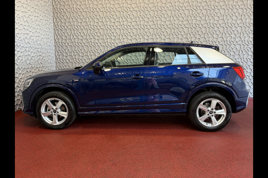 Audi Q2 35 TFSI 1.5 S-LINE ✅ 2026 ✅150PK PANO SCHUIFDAK VIR.COCKPIT ELEK.KLEP TOUCHSCREEN CARPLAY NAVI CAMERA MATRIX LED STOELVERW. PDC  2026 S-EDITION