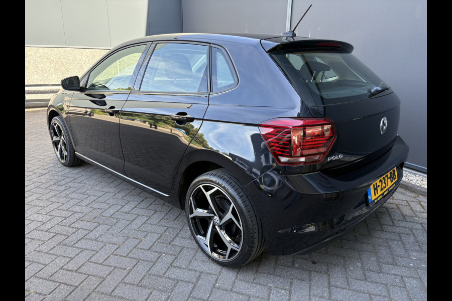 Volkswagen Polo 1.0 TSI Comfortline Airco - Navigatie - Cruise control - Bluetooth - Licht metalen velgen 17 inch - Elektrische ramen - Mistlampen - Radio - Stuur multifunctioneel - - Start/stop systeem - Led verlichting