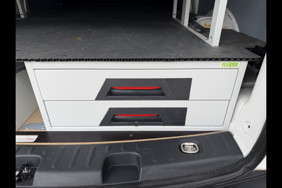 Volkswagen Caddy 2.0 TDI L2H1 BMT Maxi Comfortline / vaste prijs rijklaar € 15.950 ex btw / euro 6 / bpm vrij / ingerichte laadruimte / ex KPN / airco / cruise / pdc achter / omvormer !