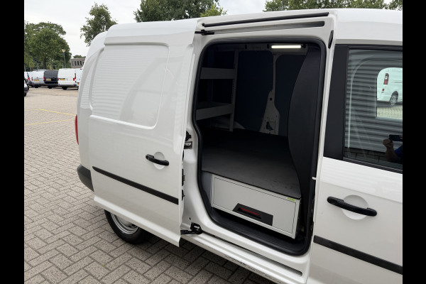 Volkswagen Caddy 2.0 TDI L2H1 BMT Maxi Comfortline / vaste prijs rijklaar € 15.950 ex btw / euro 6 / bpm vrij / ingerichte laadruimte / ex KPN / airco / cruise / pdc achter / omvormer !