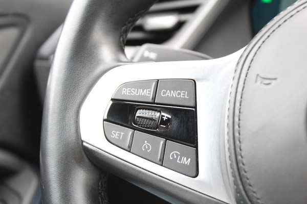 BMW 1-serie 118i Business Edition | M-Sport | Origin NL | Camera | Trekhaak | Navigatie