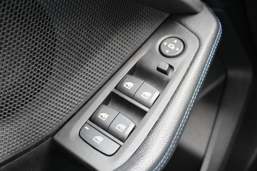BMW 1-serie 118i Business Edition | M-Sport | Origin NL | Camera | Trekhaak | Navigatie