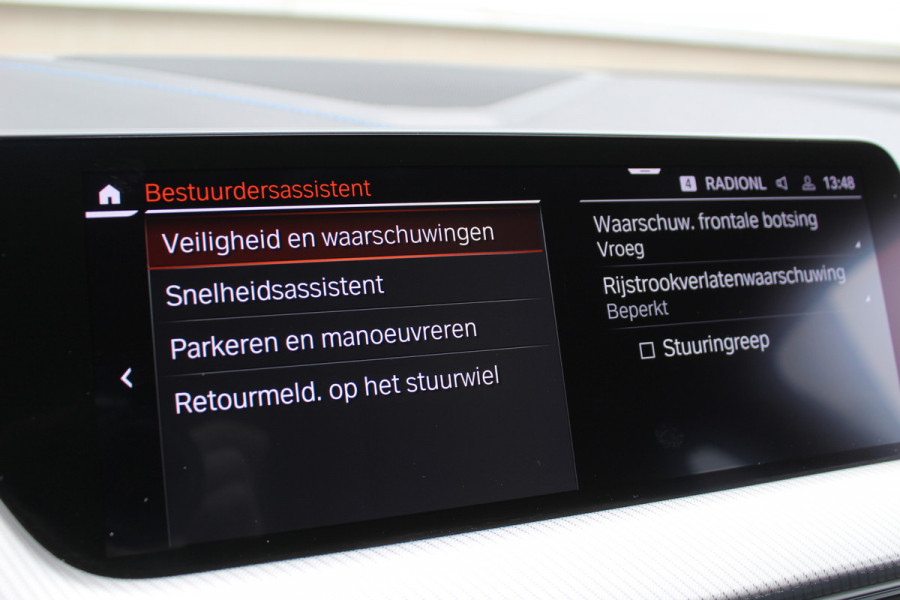 BMW 1-serie 118i Business Edition | M-Sport | Origin NL | Camera | Trekhaak | Navigatie