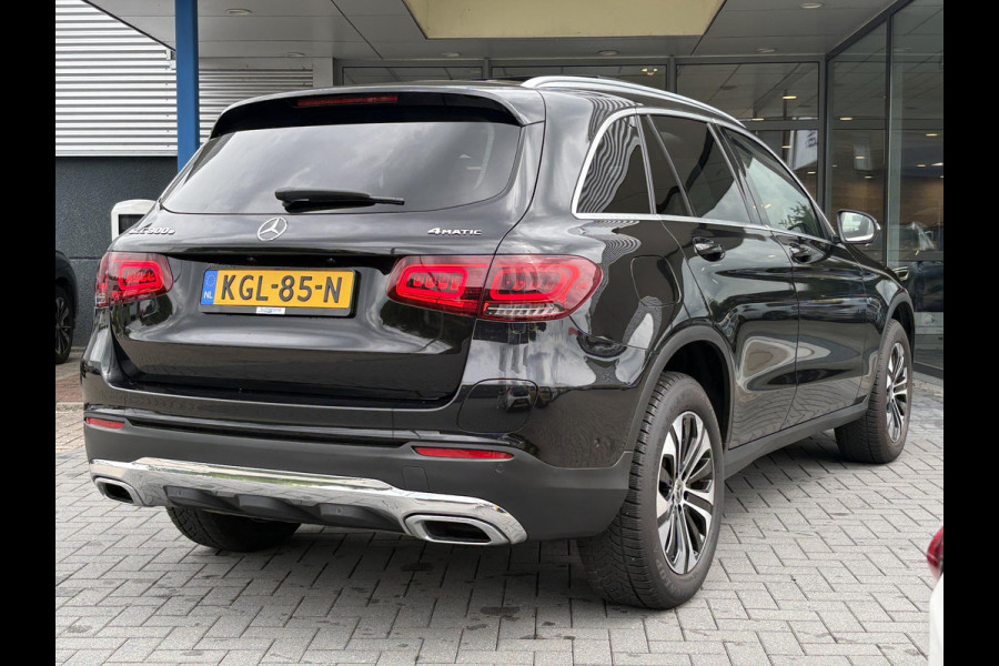 Mercedes-Benz GLC 300e 4MATIC 320pk | Plug-in Hybride | PHEV | Panoramadak | Achteruitrijcamera | Adaptive cruise control