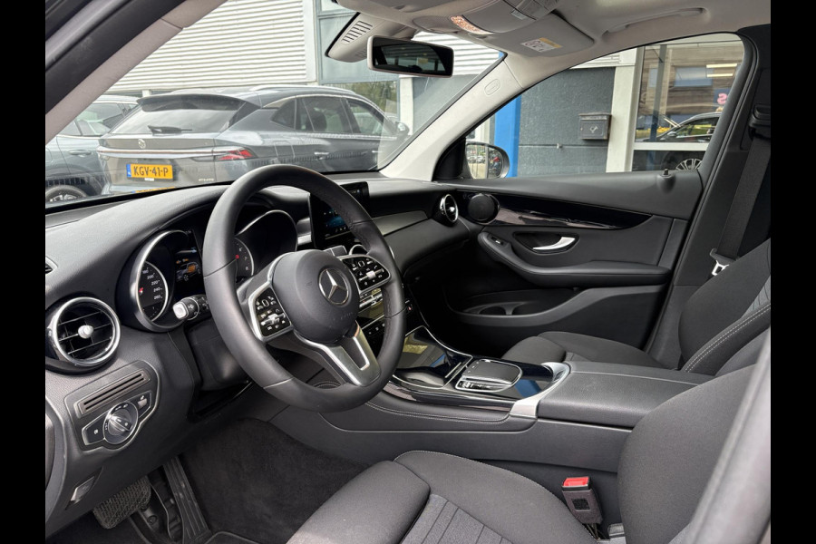 Mercedes-Benz GLC 300e 4MATIC 320pk | Plug-in Hybride | PHEV | Panoramadak | Achteruitrijcamera | Adaptive cruise control