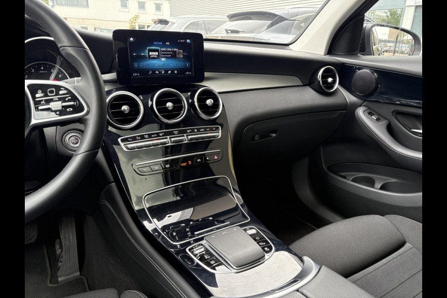 Mercedes-Benz GLC 300e 4MATIC 320pk | Plug-in Hybride | PHEV | Panoramadak | Achteruitrijcamera | Adaptive cruise control