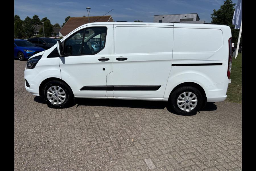 Ford Transit Custom 300 2.0 TDCI L1H1 Trend 130pk Automaat | Trekhaak | Carplay & Android Auto | 3 zits | Achteruitrijcamera | Cruise control | Stoelverwarming