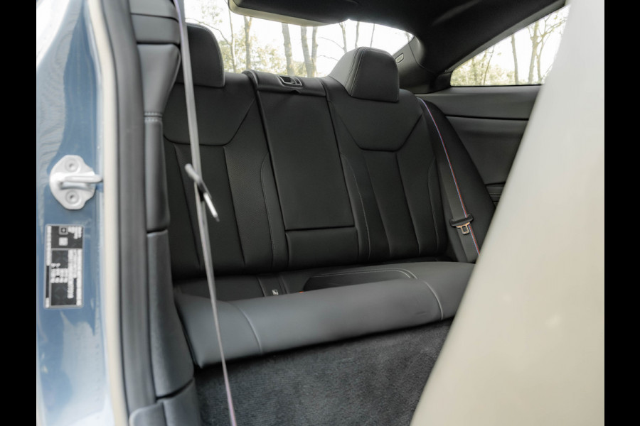 BMW 4 Serie Coupé 420i - M-Sport Pro - Dak - 19 inch - Laser Achterlichten - Hifi