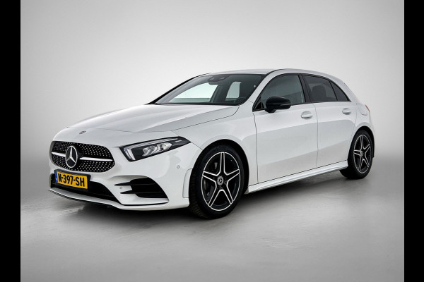 Mercedes-Benz A-Klasse 180 Business Solution AMG Lichtmetalen velgen | Navigatie | MBUX wide screen | Parking support | Inclusief 24 maanden MB Certified garantie voor Europa.