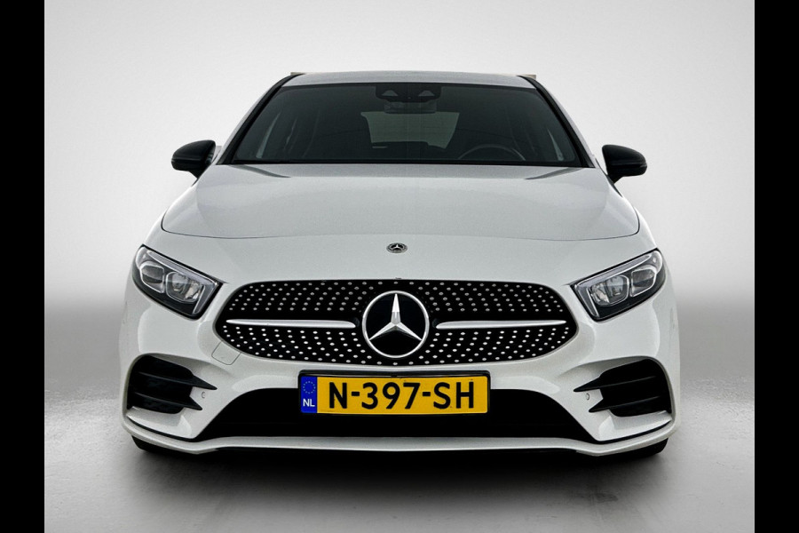 Mercedes-Benz A-Klasse 180 Business Solution AMG Lichtmetalen velgen | Navigatie | MBUX wide screen | Parking support | Inclusief 24 maanden MB Certified garantie voor Europa.