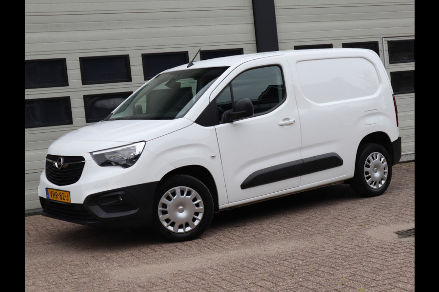 Opel Combo 1.5D 131pk Automaat Euro 6 - Apple - Cruise - Airco