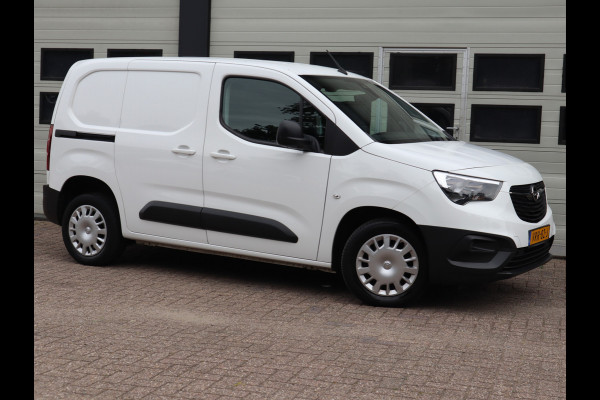 Opel Combo 1.5D 131pk Automaat Euro 6 - Apple - Cruise - Airco