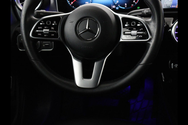 Mercedes-Benz CLA-Klasse 180 Business Solution Progressive | Stoelverwarming | Carplay | Sfeerverlichting | Half leder | Camera | Navigatie | Widescreen | Full LED | Park Assist | DAB | 18'' velgen | Cruise control