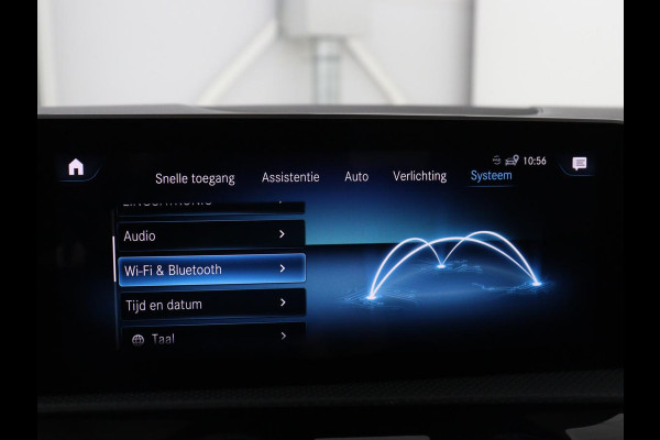 Mercedes-Benz CLA-Klasse 180 Business Solution Progressive | Stoelverwarming | Carplay | Sfeerverlichting | Half leder | Camera | Navigatie | Widescreen | Full LED | Park Assist | DAB | 18'' velgen | Cruise control