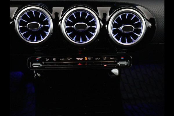Mercedes-Benz CLA-Klasse 180 Business Solution Progressive | Stoelverwarming | Carplay | Sfeerverlichting | Half leder | Camera | Navigatie | Widescreen | Full LED | Park Assist | DAB | 18'' velgen | Cruise control