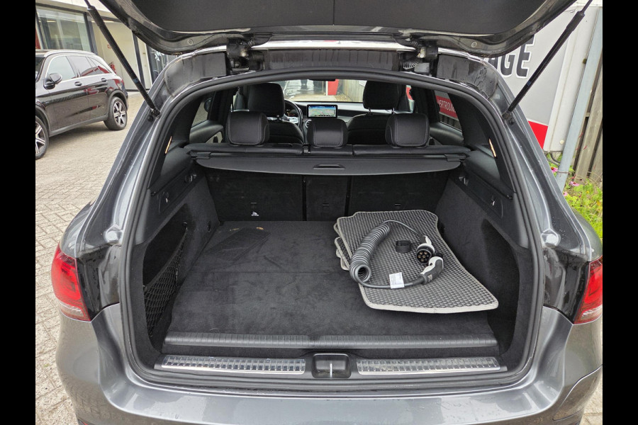 Mercedes-Benz GLC 300e 4MATIC 19"/Leder + memory l+r/Matrix LED/Dodehoek/Adaptieve cruise/360 camera/Stoelverwarming