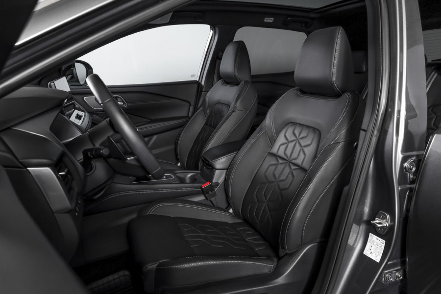 Nissan QASHQAI 1.3 MHEV Xtronic 158 PK Tekna | Pano | Memory | Matrix LED | Winterpakket | Dig. Cockpit | Adapt. Cruise | 360 Camera | NAV+App. Connect | ECC | Elek Klep | LM 19" | 6527