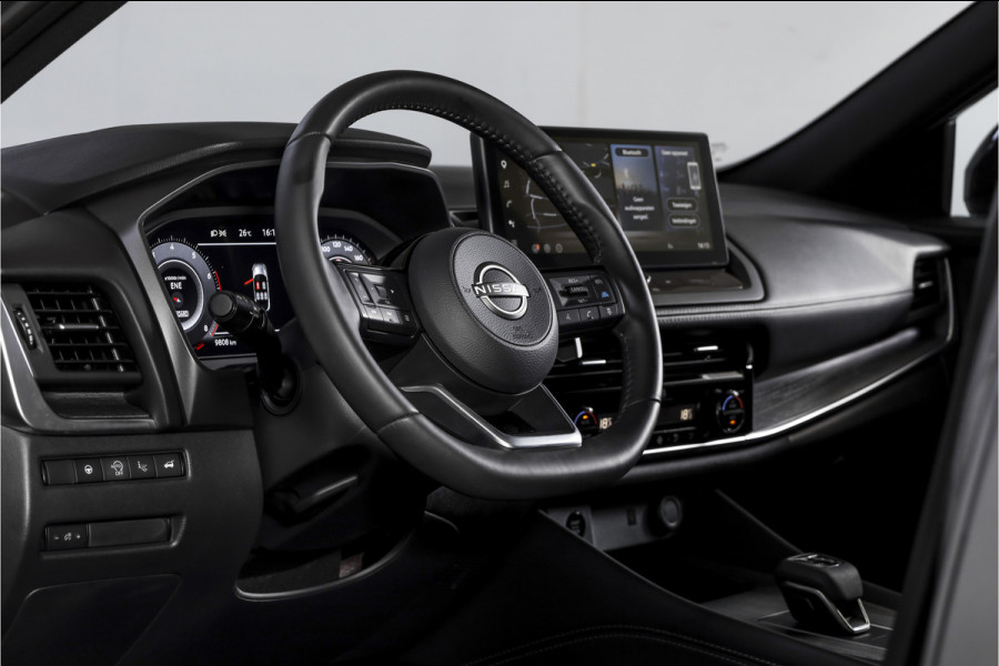 Nissan QASHQAI 1.3 MHEV Xtronic 158 PK Tekna | Pano | Memory | Matrix LED | Winterpakket | Dig. Cockpit | Adapt. Cruise | 360 Camera | NAV+App. Connect | ECC | Elek Klep | LM 19" | 6527