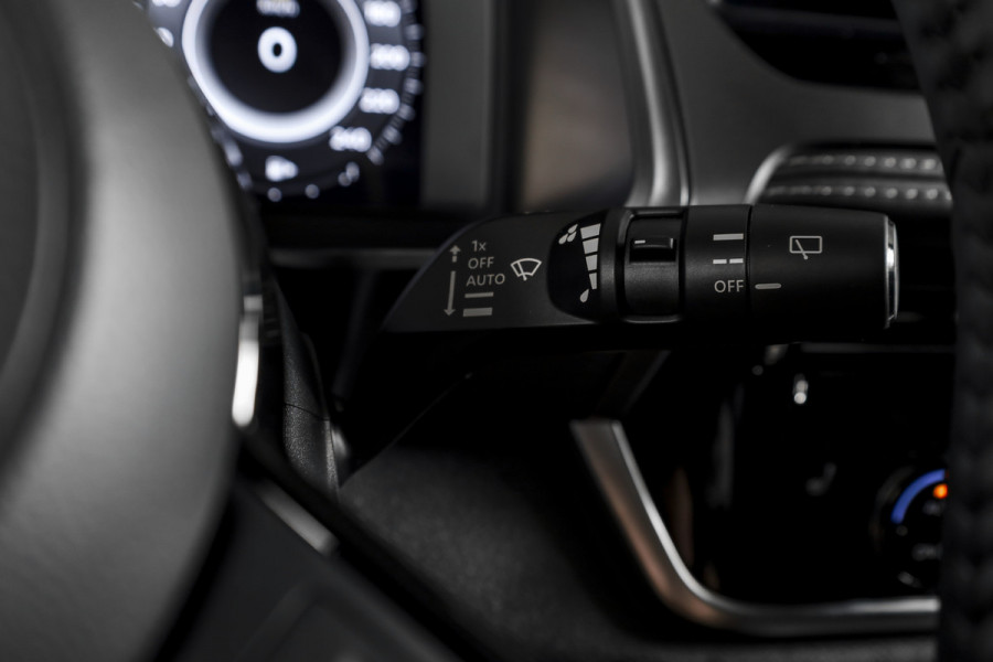 Nissan QASHQAI 1.3 MHEV Xtronic 158 PK Tekna | Pano | Memory | Matrix LED | Winterpakket | Dig. Cockpit | Adapt. Cruise | 360 Camera | NAV+App. Connect | ECC | Elek Klep | LM 19" | 6527