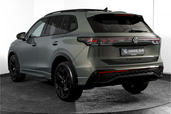 Volkswagen Tiguan 1.5 eHybrid 272 PK R-Line | Black Style | S/K-panodak | Adapt. Cruise | Stoel-+stuurverw. | App. Connect | Camera | LM 19" | 3707