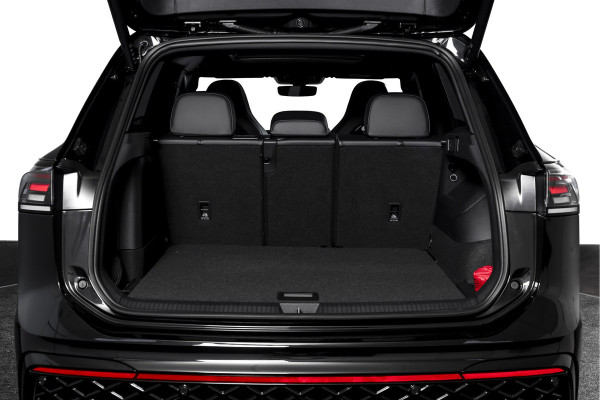 Volkswagen Tiguan 1.5 eHybrid 272 PK R-Line | Black Style | S/K-panodak | Adapt. Cruise | Stoel-+stuurverw. | App. Connect | Camera | LM 19" | 3777